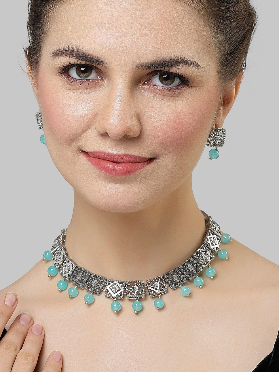 Karatcart Oxidised Silver Plated Light Blue Beads Kundan Necklace Set for Women